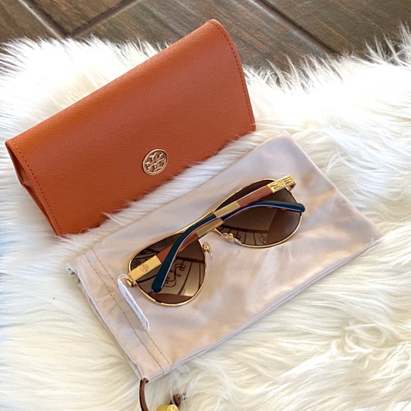 🆕 Tory Burch Sunglasses - Picture 6 of 9